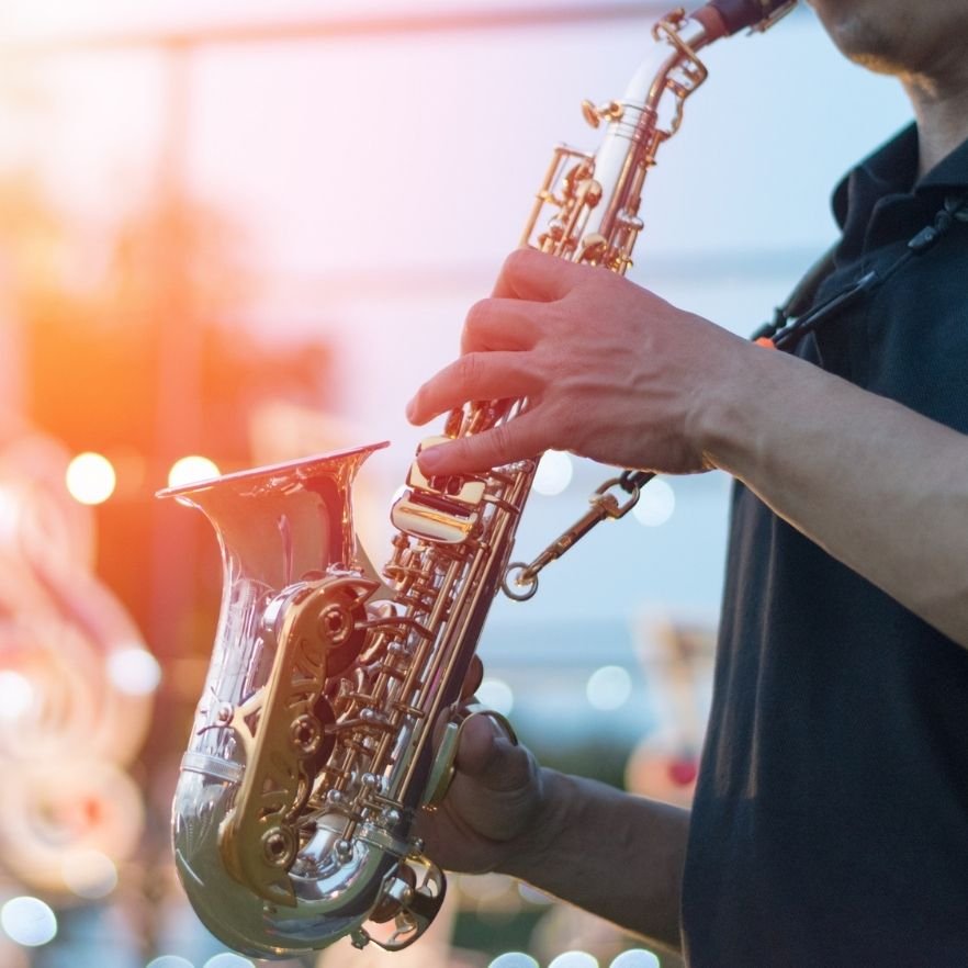 jpg-events-saxophonist